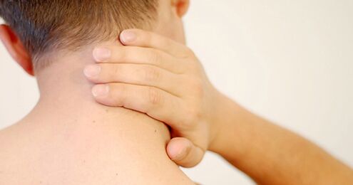 Dolor de cuello con osteocondosis cervical